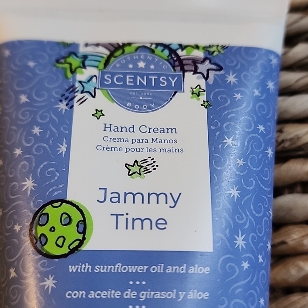 Scentsy Jammy Time hand cream 2.7 fl oz - Picture 3 of 5